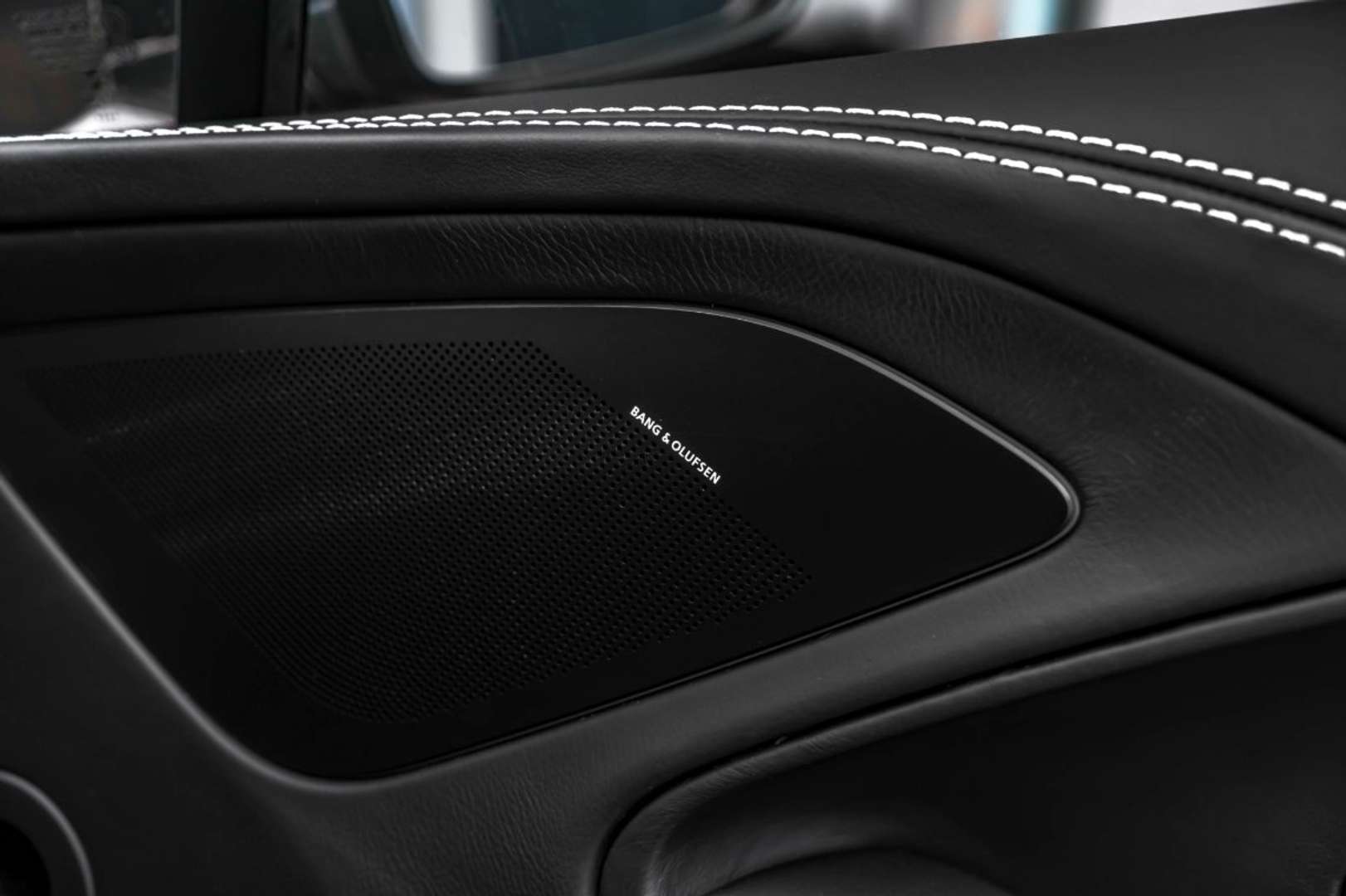 Aston Martin Vanquish 5.9 V12 Touchtronic II - 2013 - Joinsteer - #28