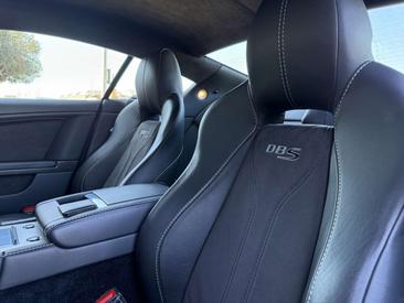 Aston Martin DBS Touchtronic 2 — photo 25