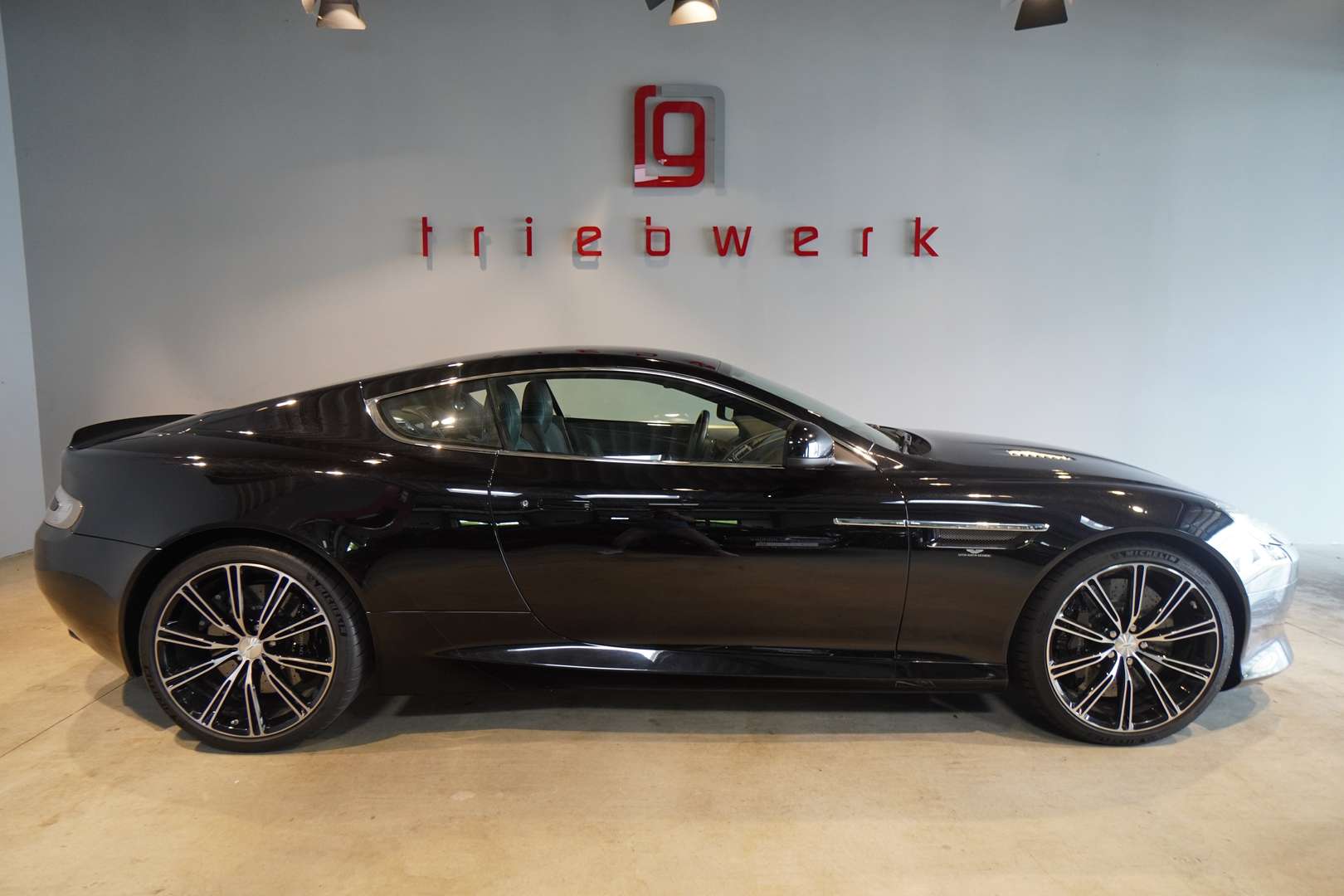 Aston Martin DB9 Coupe 6.0 V12 - 2013 - Joinsteer - #16