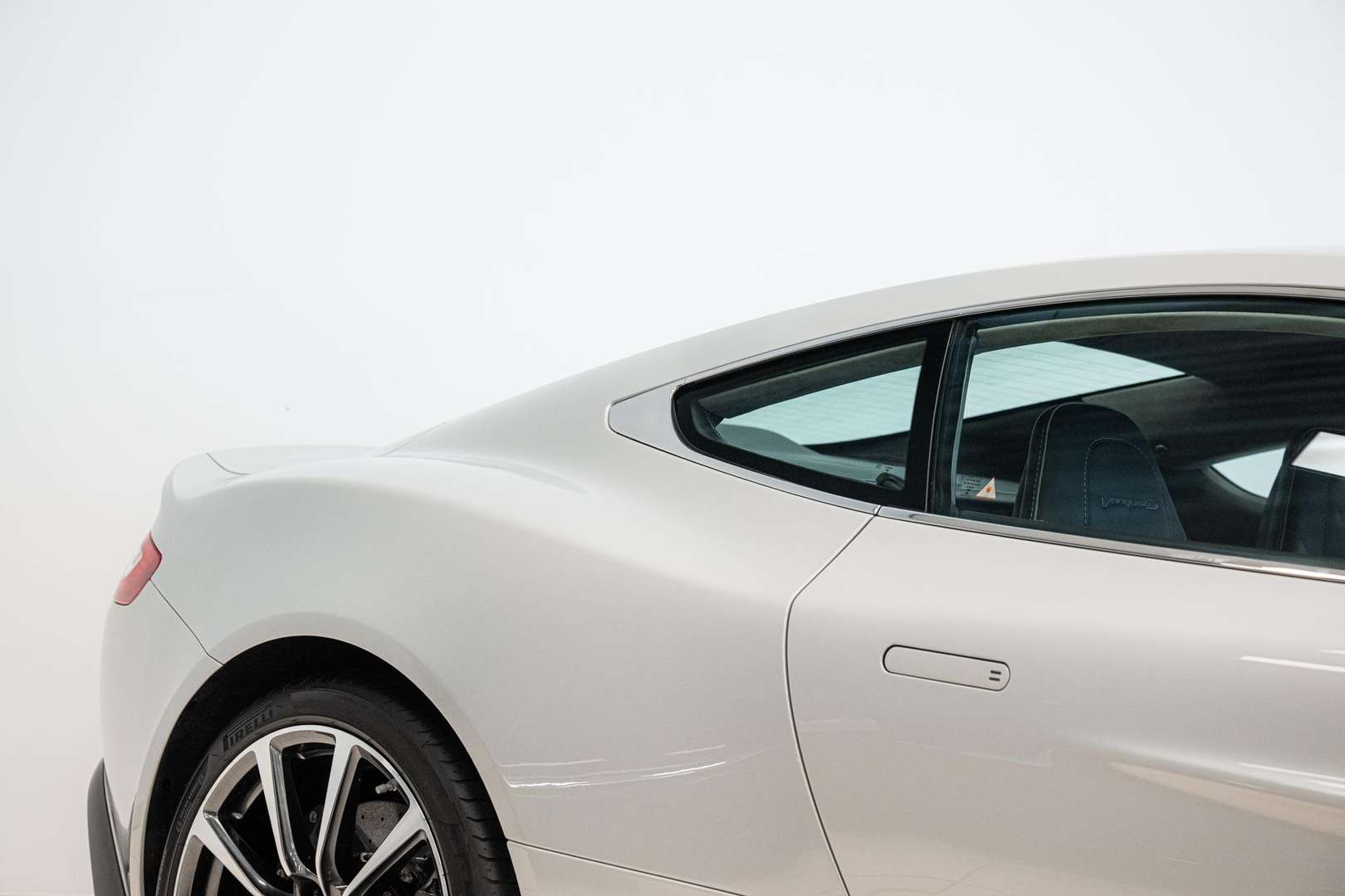 Aston Martin Vanquish S - 2018 - Joinsteer - #29