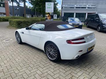 Aston Martin Vantage Roadster V8 4.7 Sportshift — photo 20