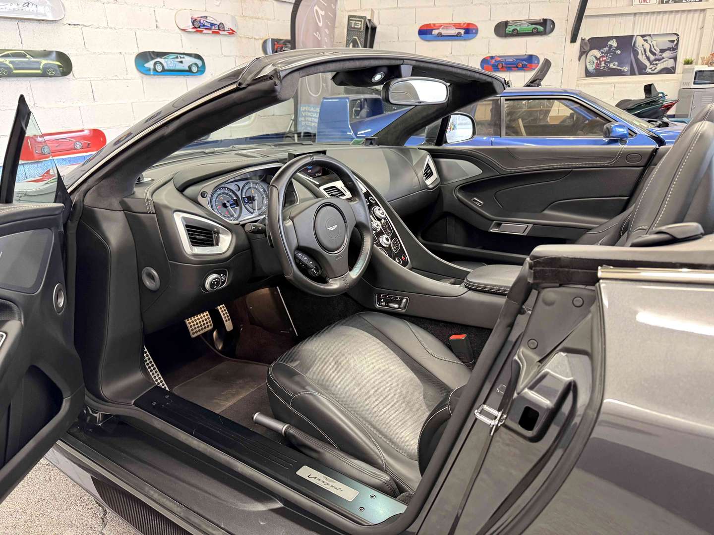 Aston Martin Vanquish Volante V12 Touchtronic 3 - 2017 - Joinsteer - #14