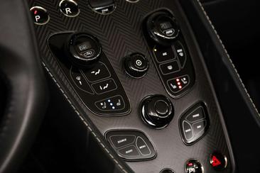 Aston Martin Vanquish Volante 6.0 V12 CarbonBlack — photo 27