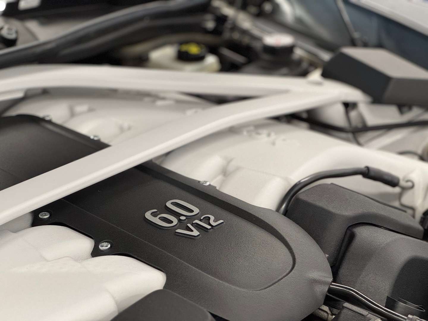 Aston Martin Vanquish Volante V12 Touchtronic 3 - 2017 - Joinsteer - #27