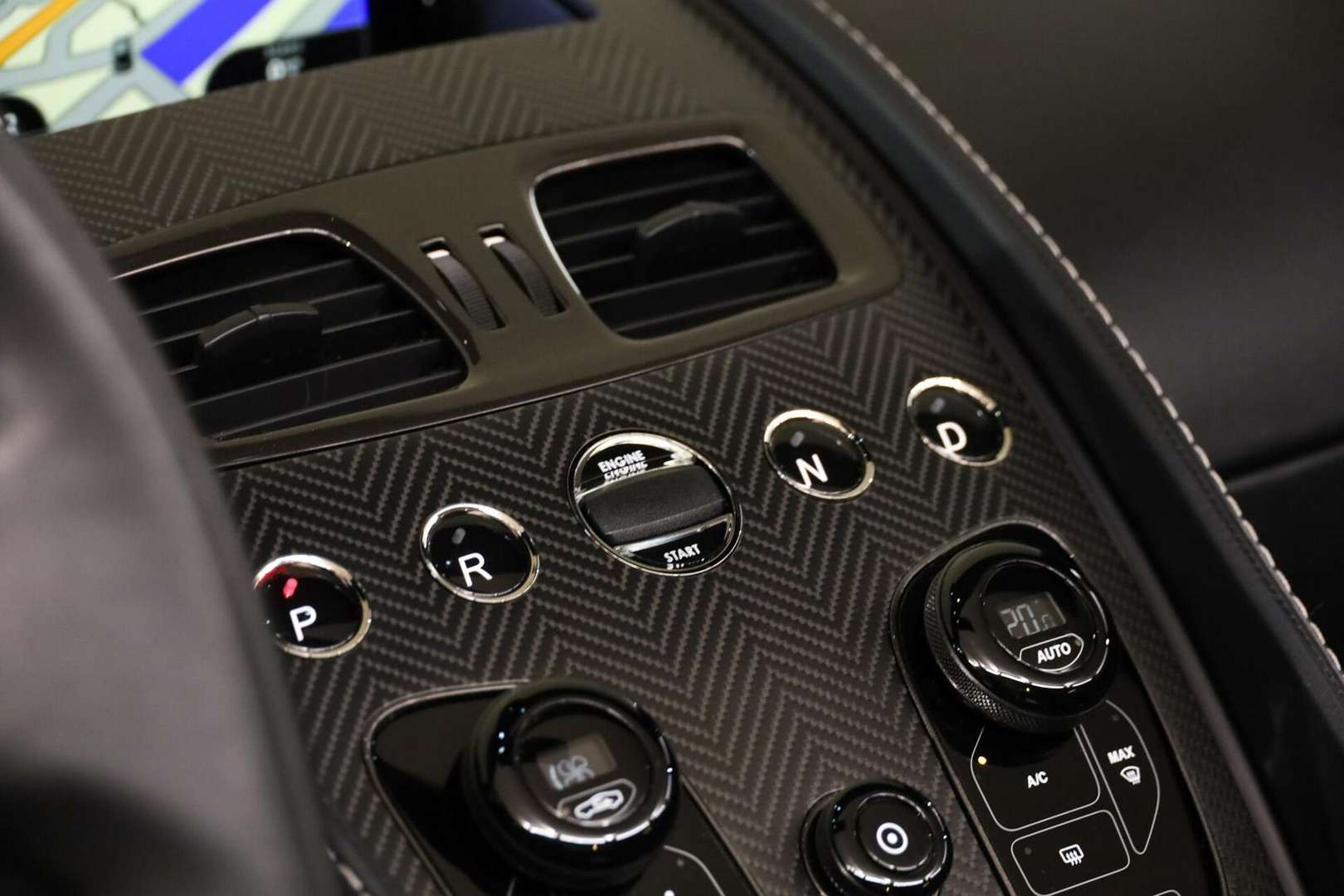 Aston Martin Vanquish Volante 6.0 V12 CarbonBlack - 2015 - Joinsteer - #34