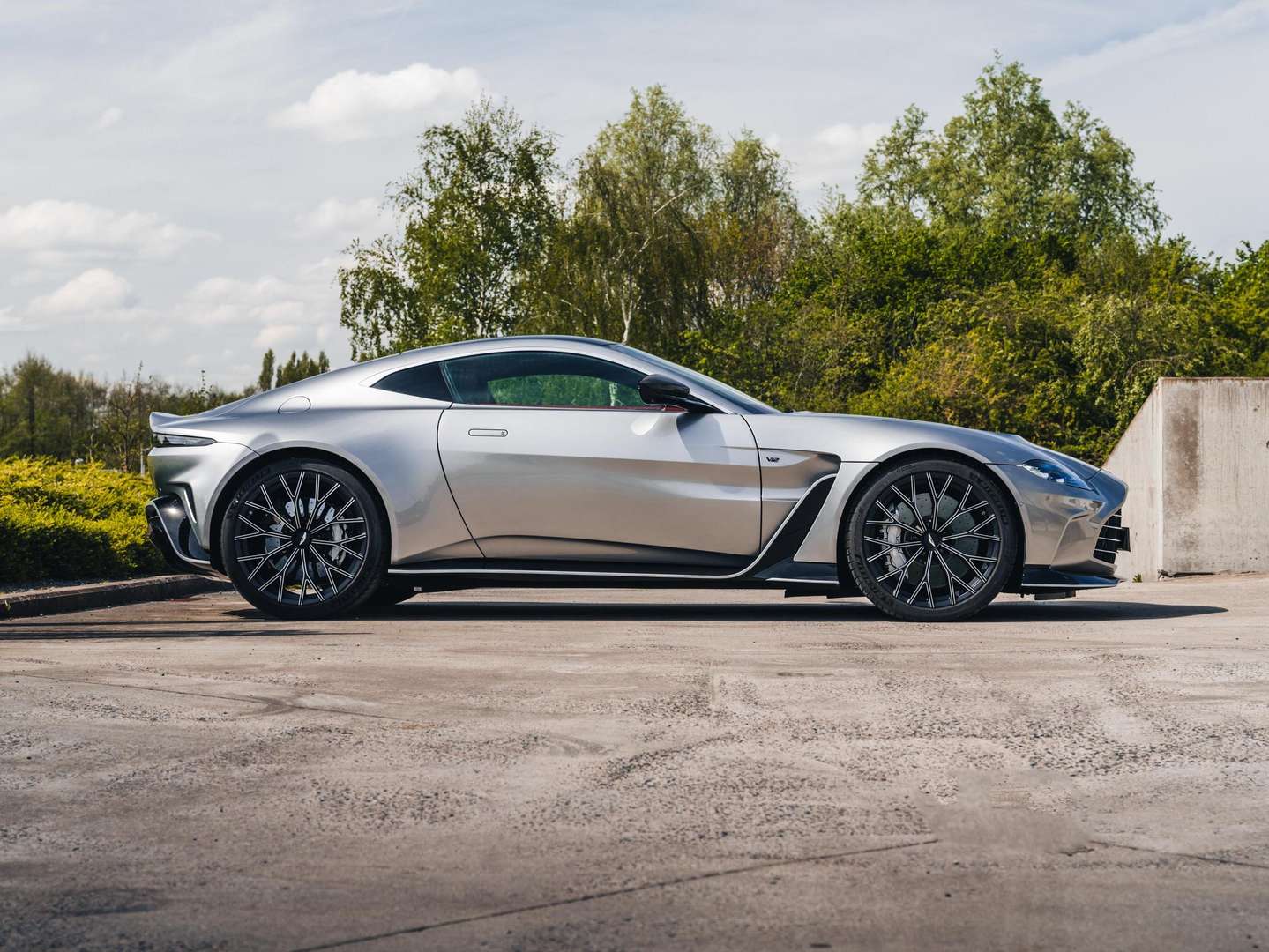 Aston Martin Vantage Coupe V12 - 2024 - Joinsteer - #5
