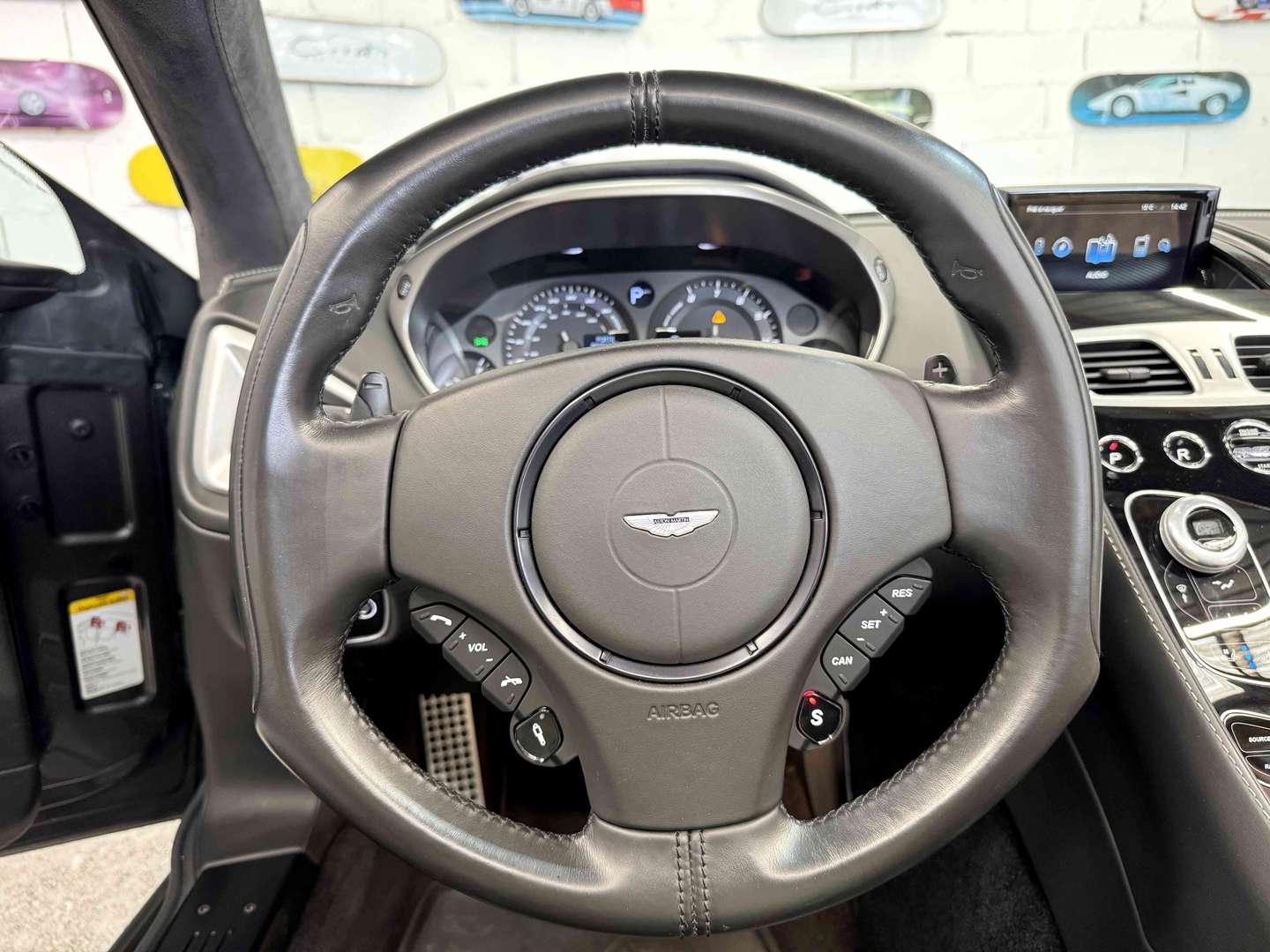 Aston Martin Vanquish Volante V12 Touchtronic 3 - 2017 - Joinsteer - #30