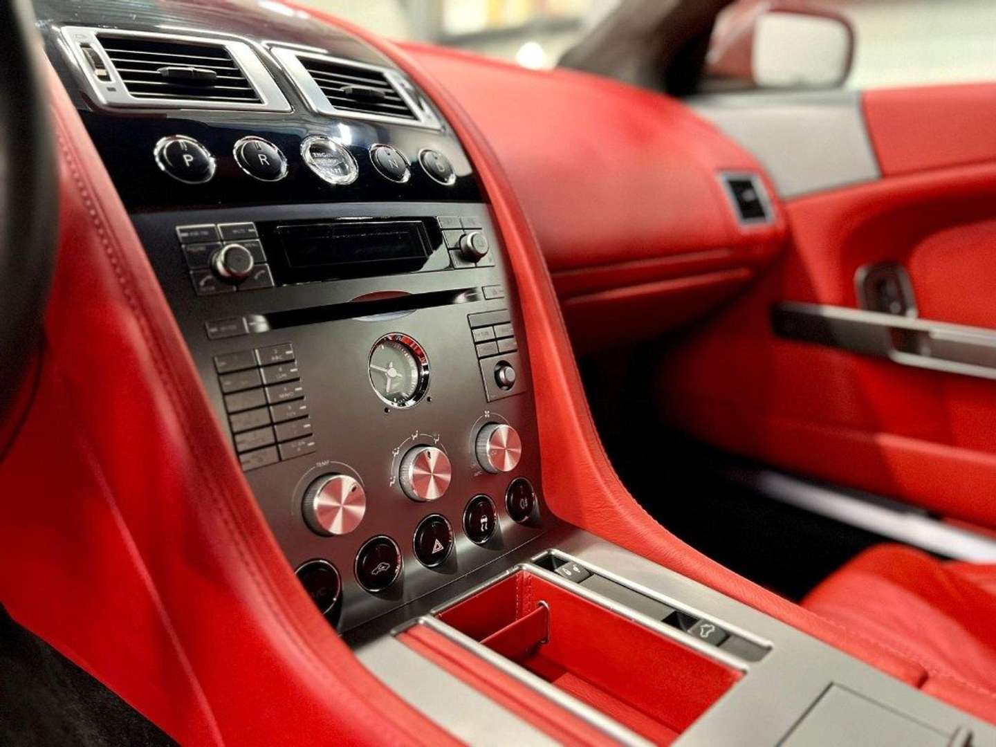 Aston Martin DB9 Volante Touchtronic - 2008 - Joinsteer - #25