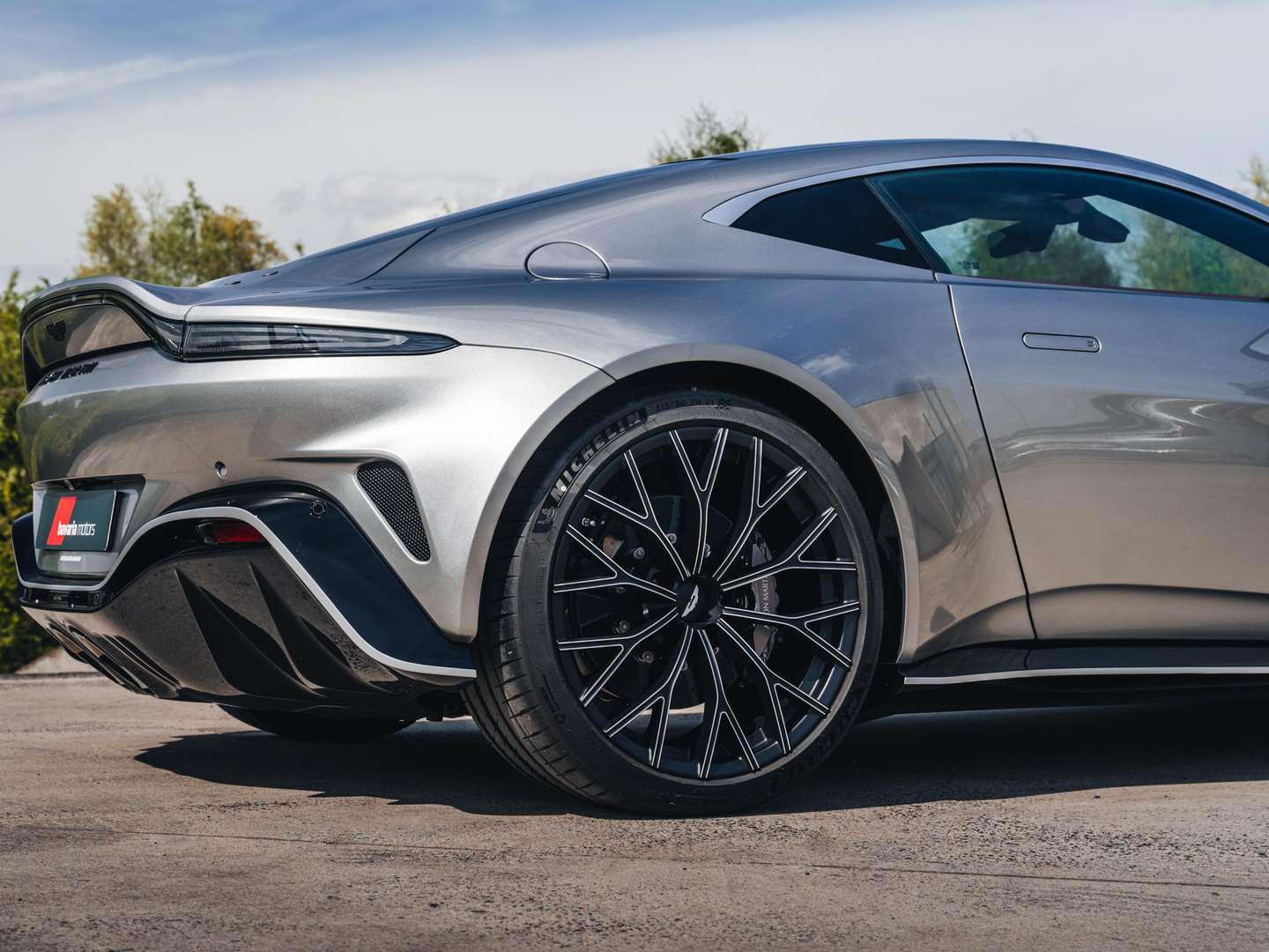 Aston Martin Vantage Coupe V12 - 2024 - Joinsteer - #9