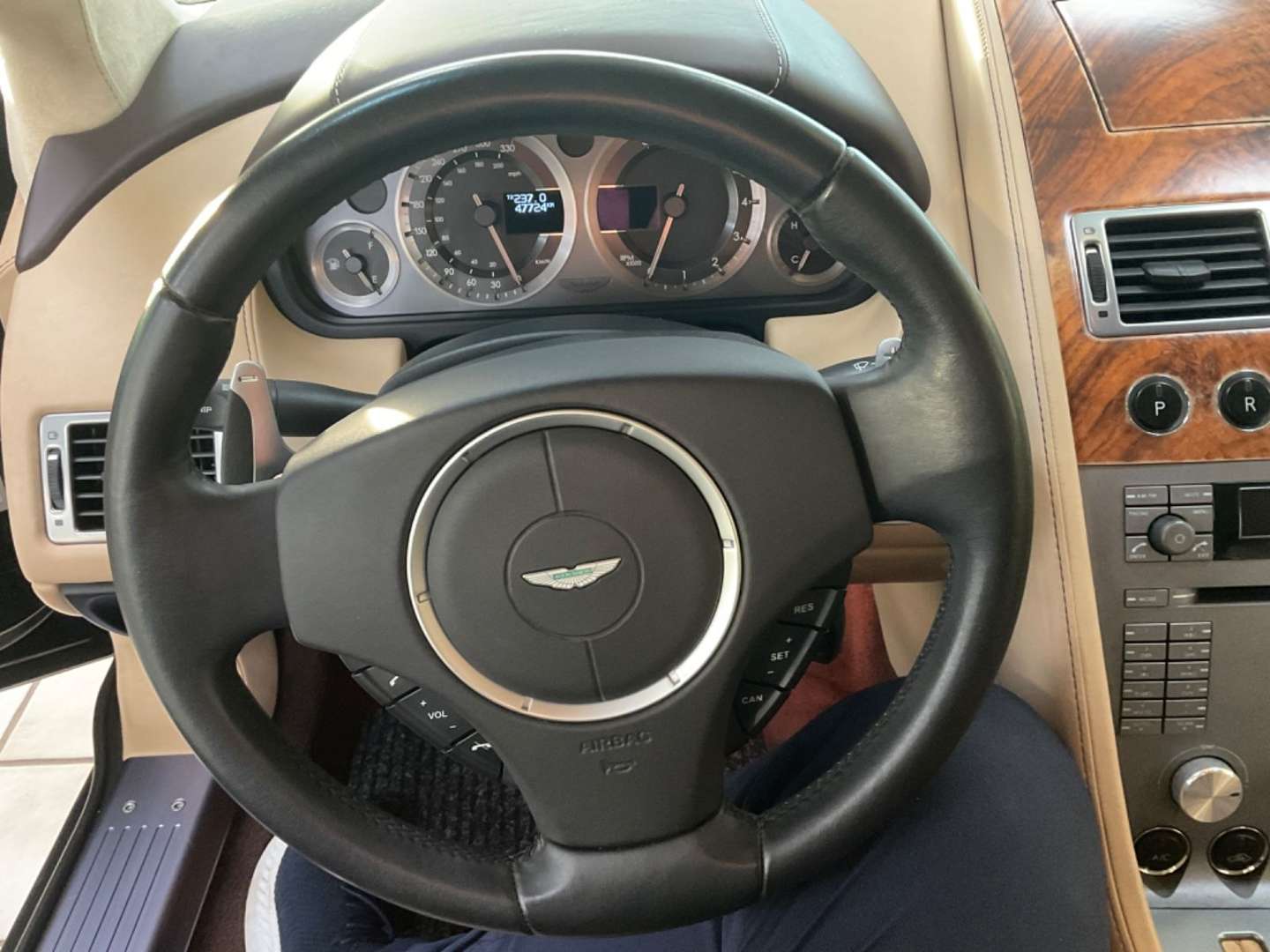 Aston Martin DB9 Volante 5.9 Touchtronic - 2008 - Joinsteer - #14