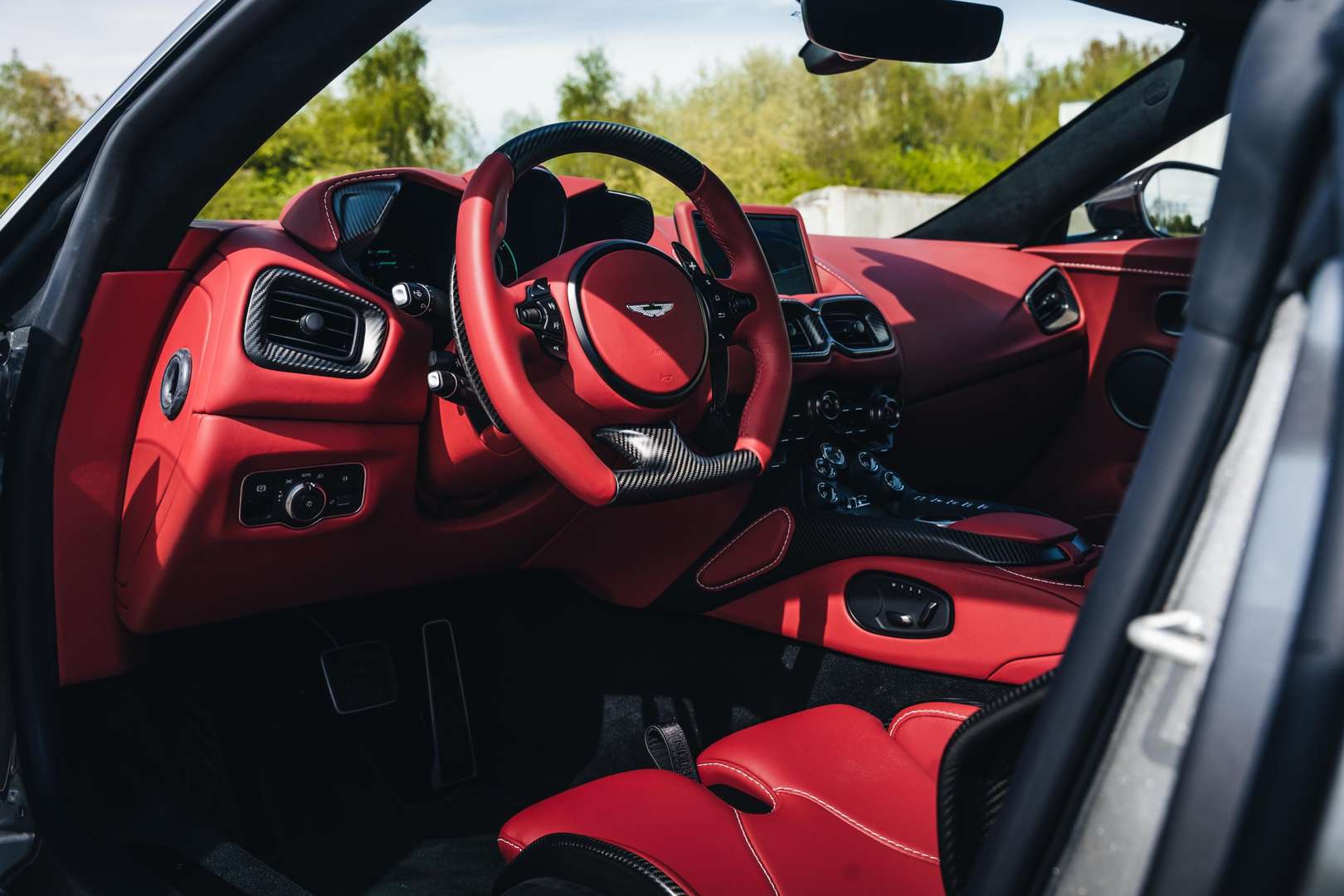 Aston Martin Vantage Coupe V12 - 2024 - Joinsteer - #16