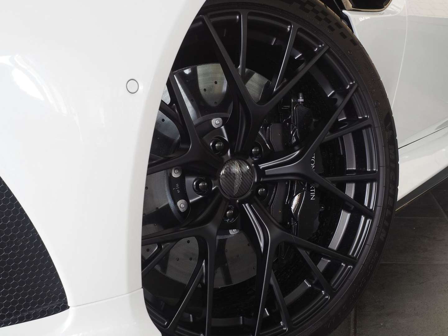 Aston Martin DB12 Coupé FULL OPTIONS - 2024 - Joinsteer - #10