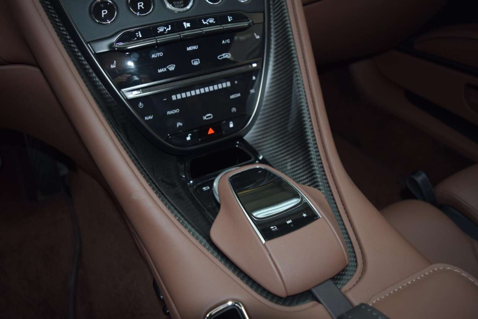 Aston Martin DBS 770 Ultimate CarbonPack - 2023 - Joinsteer - #21