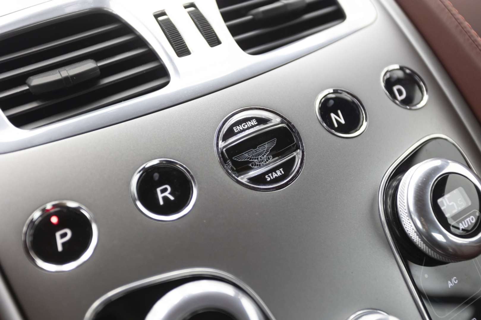 Aston Martin Vanquish - 2016 - Joinsteer - #8