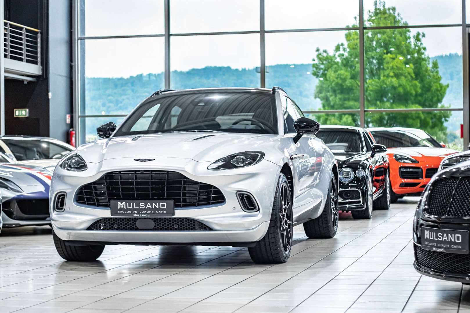Aston Martin DBX 4.0 V8 Sportabgas - 2020 - Joinsteer - #4