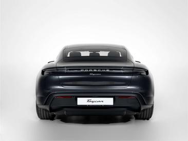 Porsche Taycan 4S — photo 5