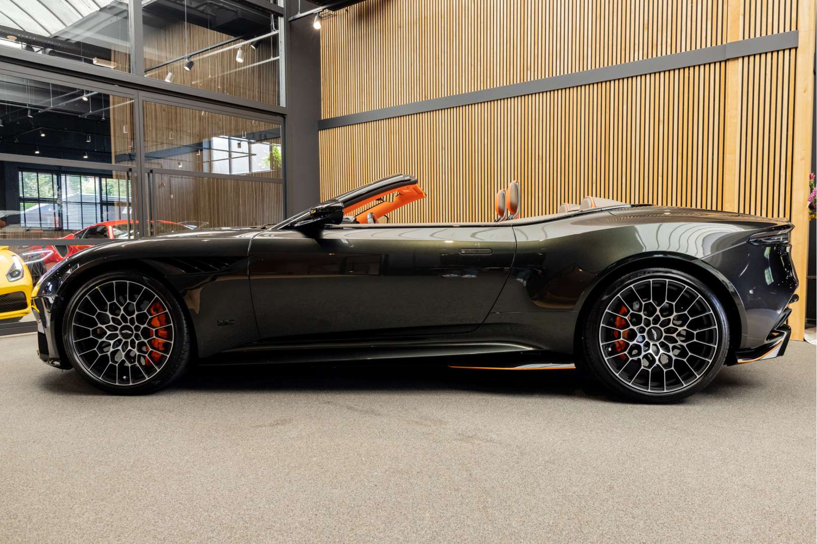 Aston Martin DBS Volante 770 Ultimate - 2024 - Joinsteer - #3