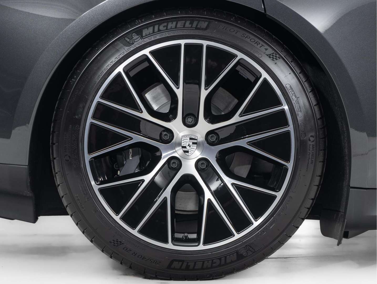 Porsche Taycan 4S - 2025 - Joinsteer - #8