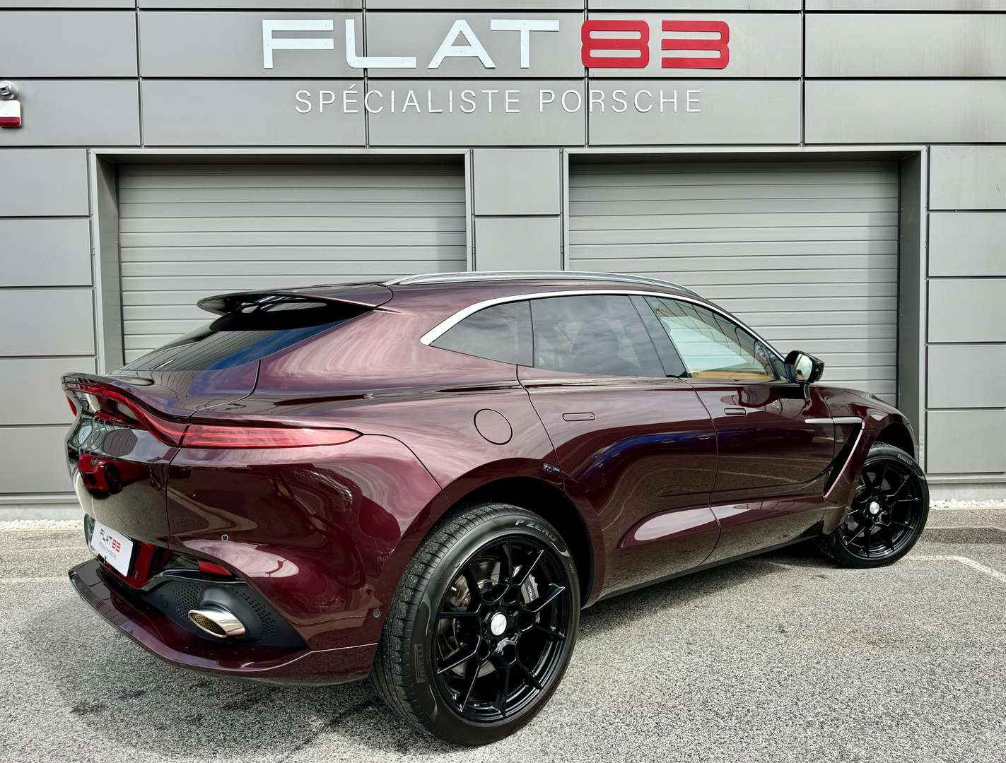 Aston Martin DBX 4.0 Bi-Turbo V8 550ch BVA9 - 2020 - Joinsteer - #2