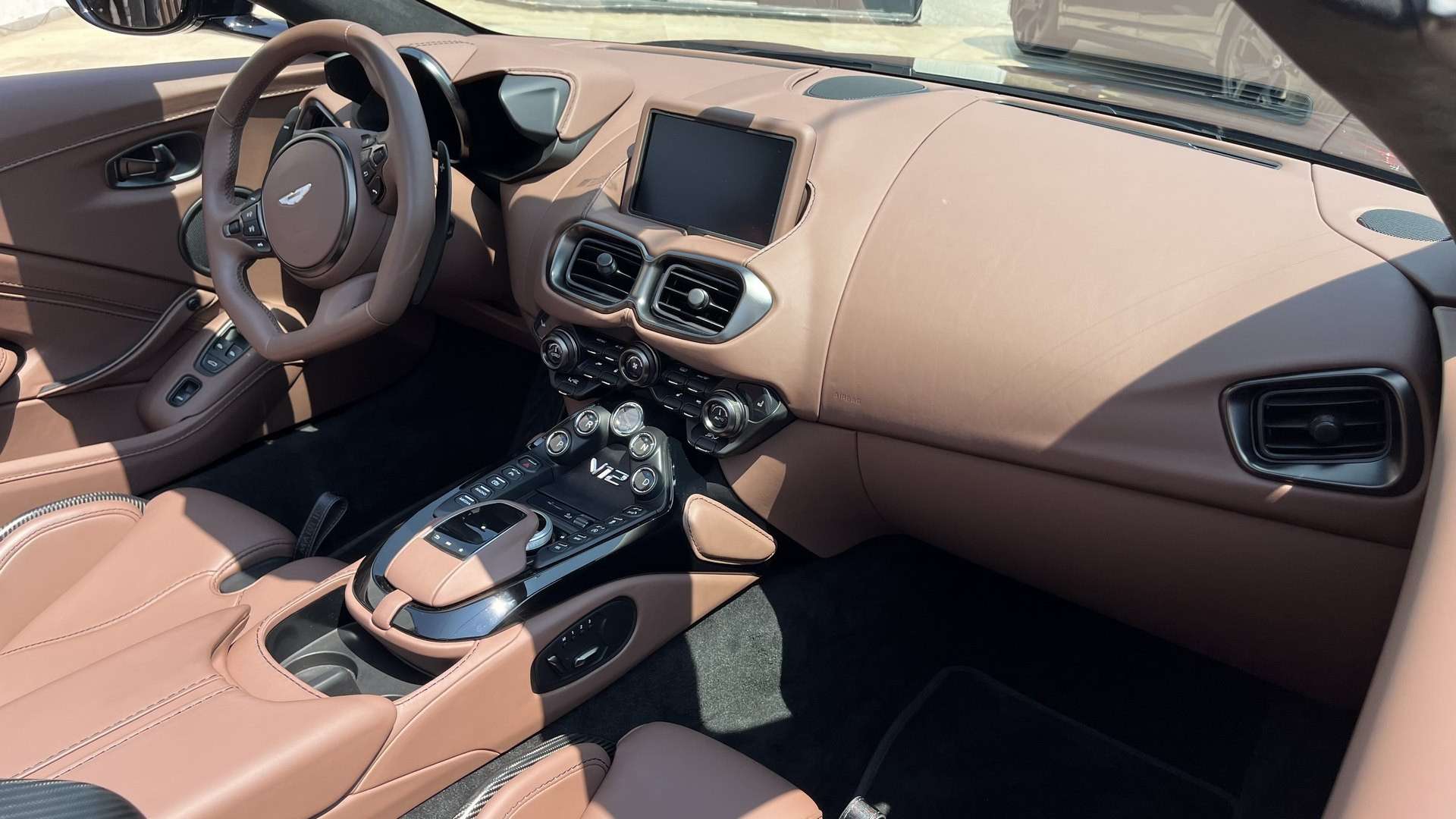 Aston Martin Vantage Roadster 5.2 V12 Auto - 2023 - Joinsteer - #10