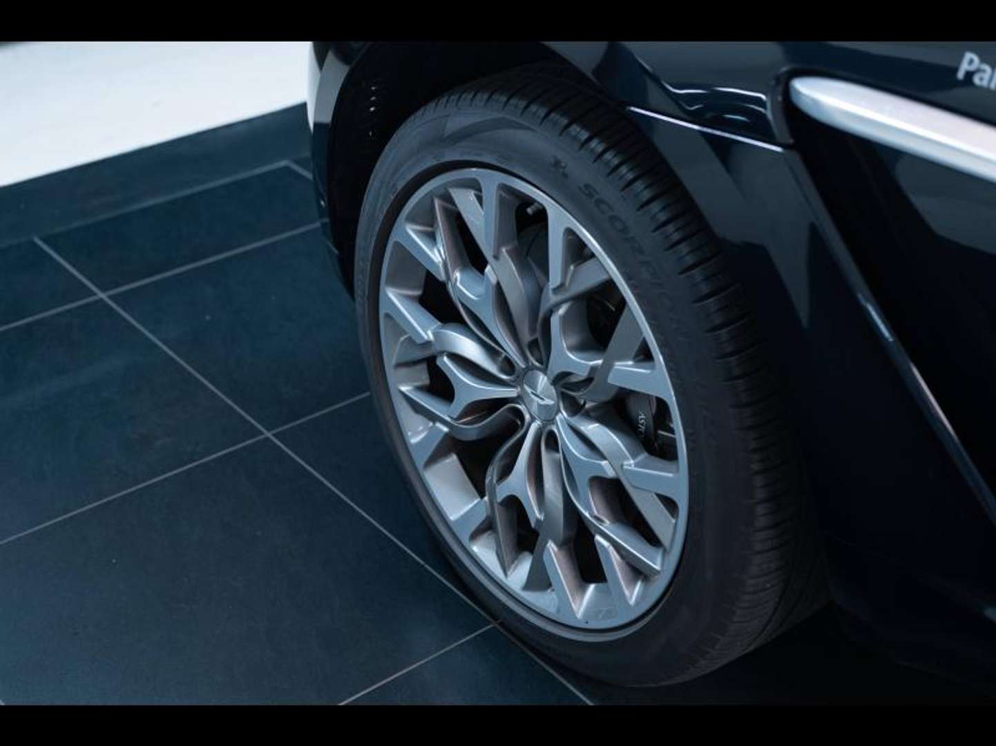Aston Martin DBX 4.0 V8 Biturbo - 2022 - Joinsteer - #4