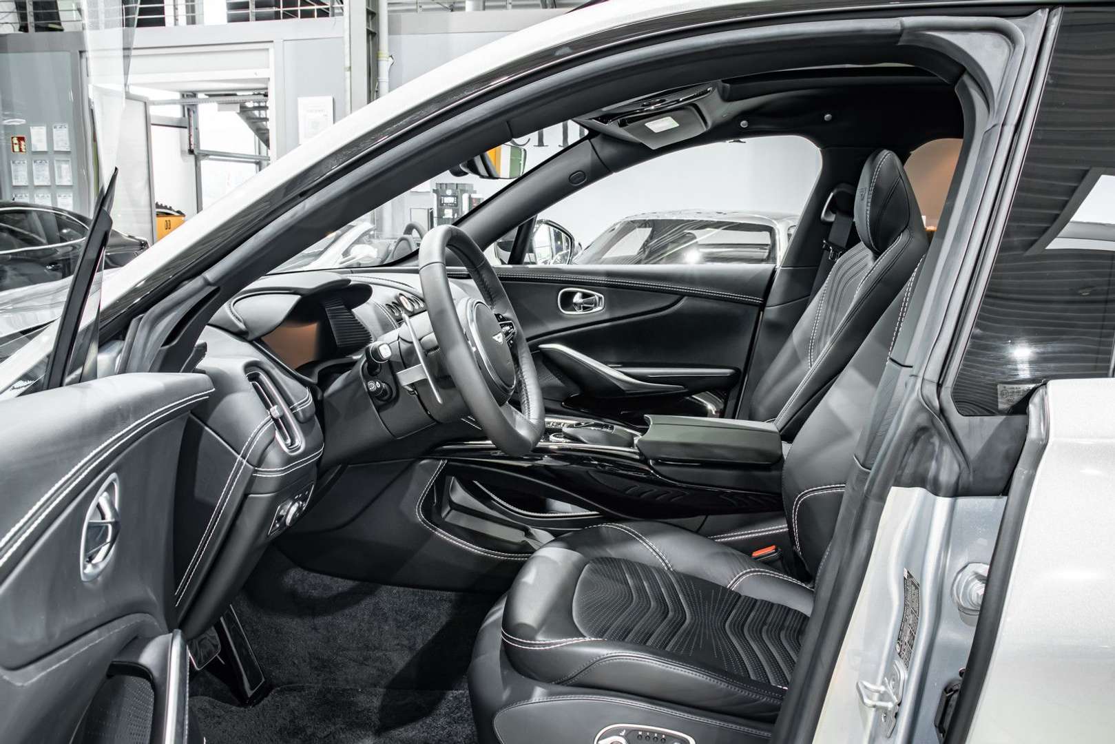 Aston Martin DBX 4.0 V8 Sportabgas - 2020 - Joinsteer - #26