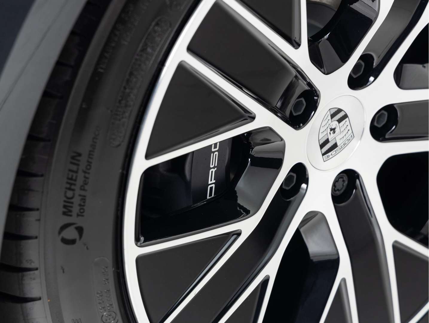 Porsche Taycan 4S - 2025 - Joinsteer - #15