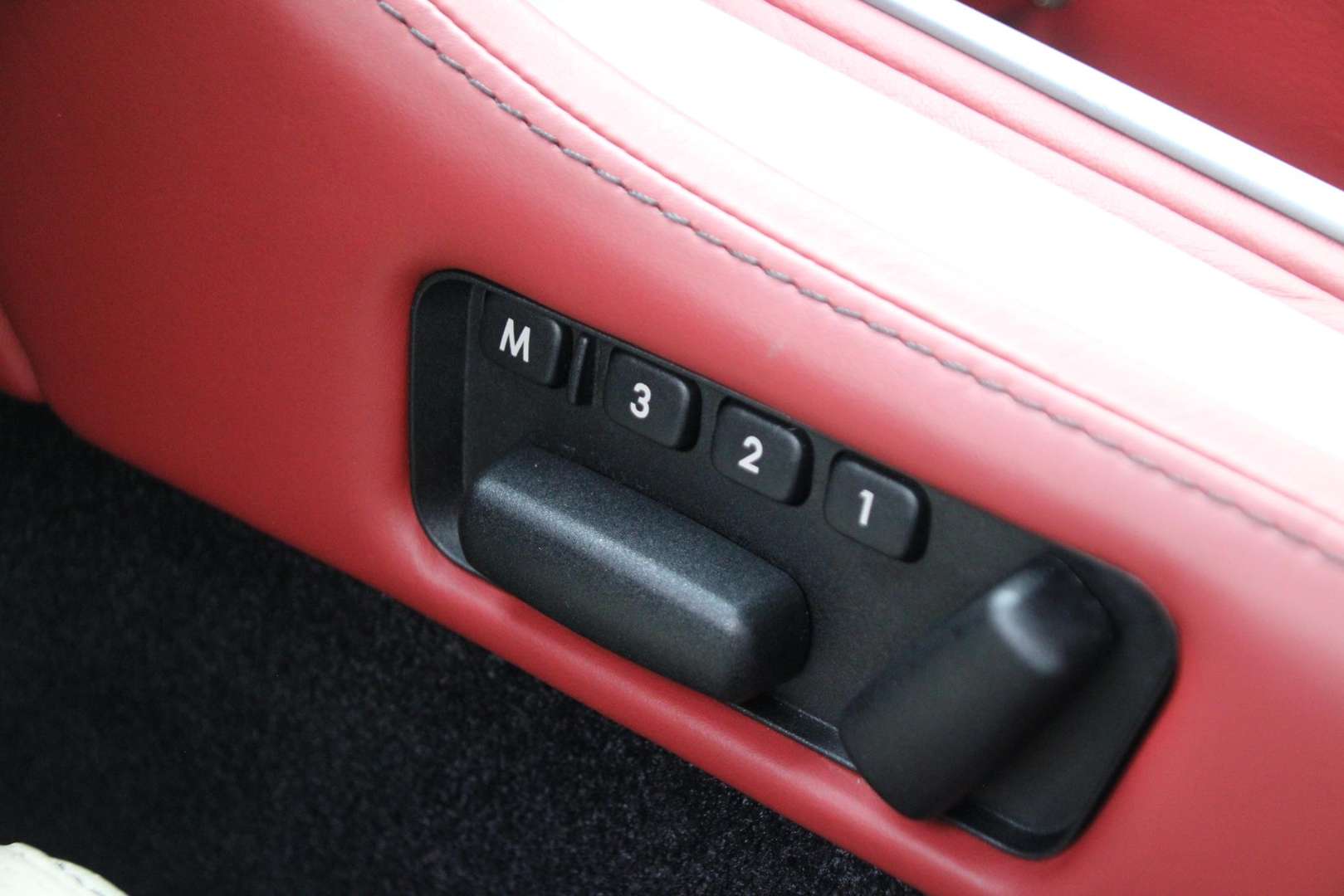 Aston Martin DB9 V12 Touchtronic - 2008 - Joinsteer - #16