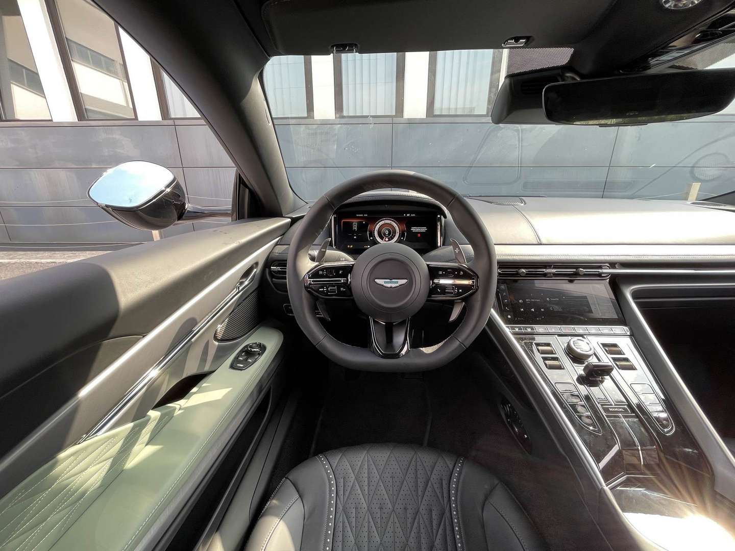 Aston Martin DB12 Coupé 4.0 V8 Auto - 2024 - Joinsteer - #7