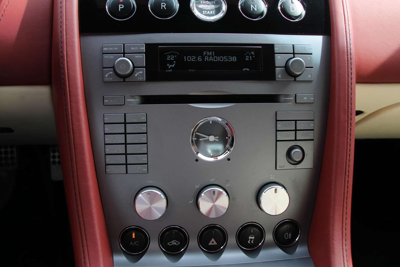Aston Martin DB9 V12 Touchtronic - 2008 - Joinsteer - #21