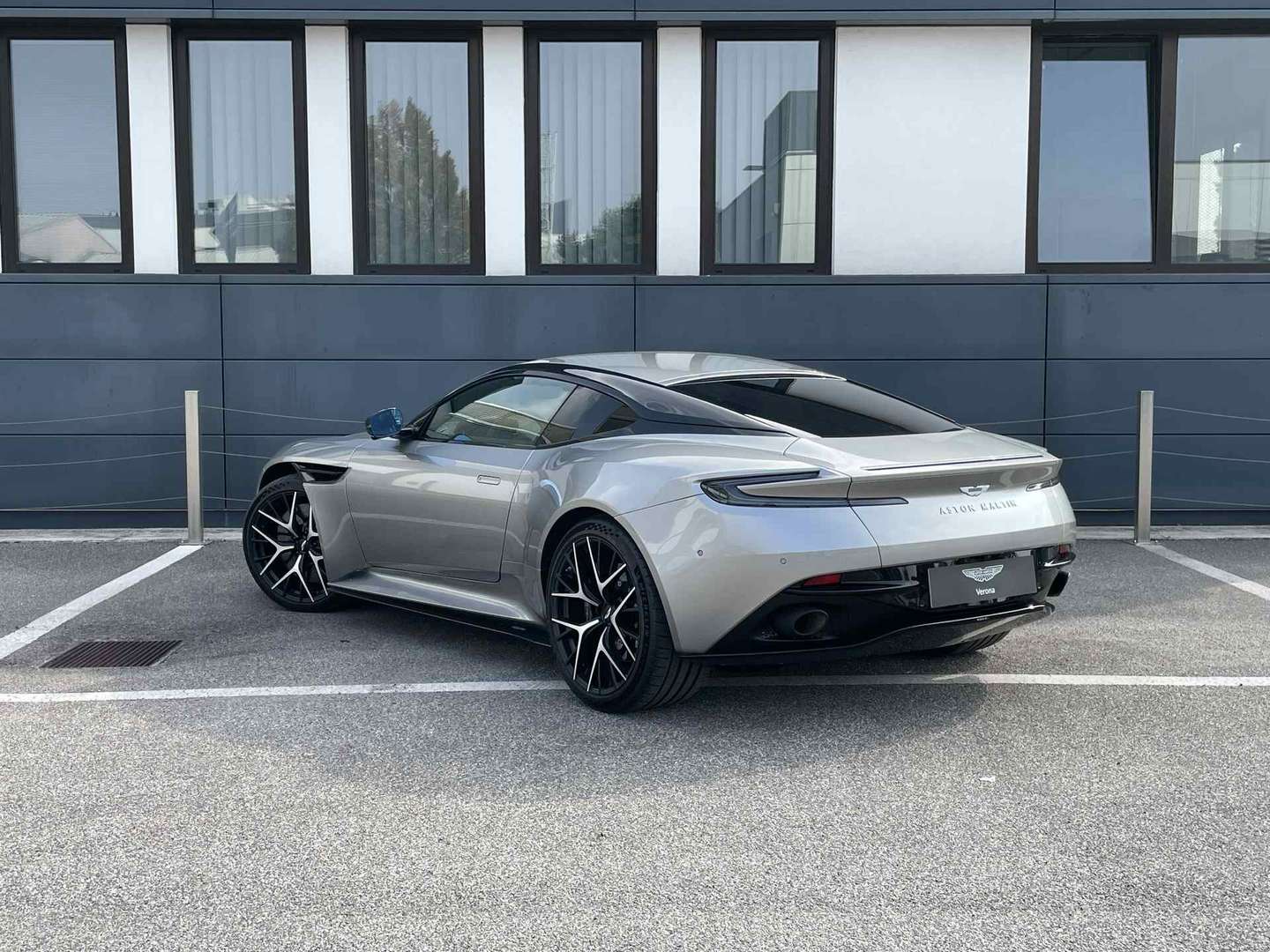 Aston Martin DB12 Coupé 4.0 V8 Auto - 2024 - Joinsteer - #11