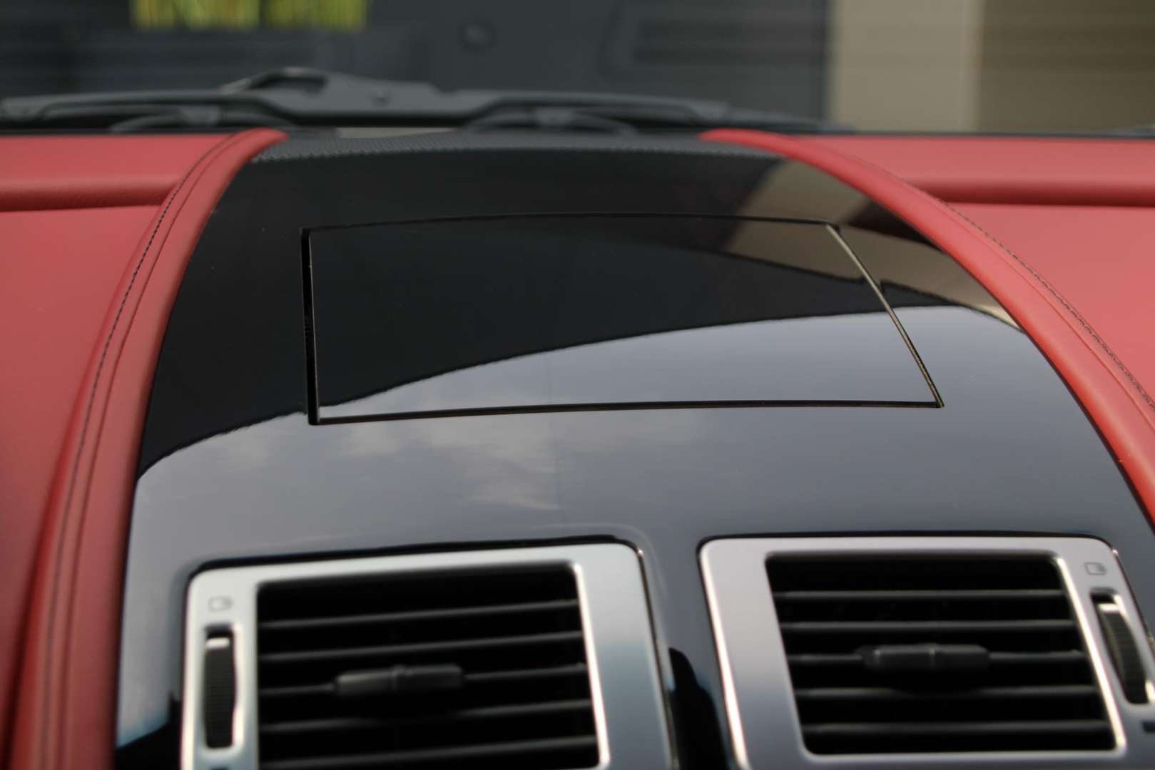 Aston Martin DB9 V12 Touchtronic - 2008 - Joinsteer - #26