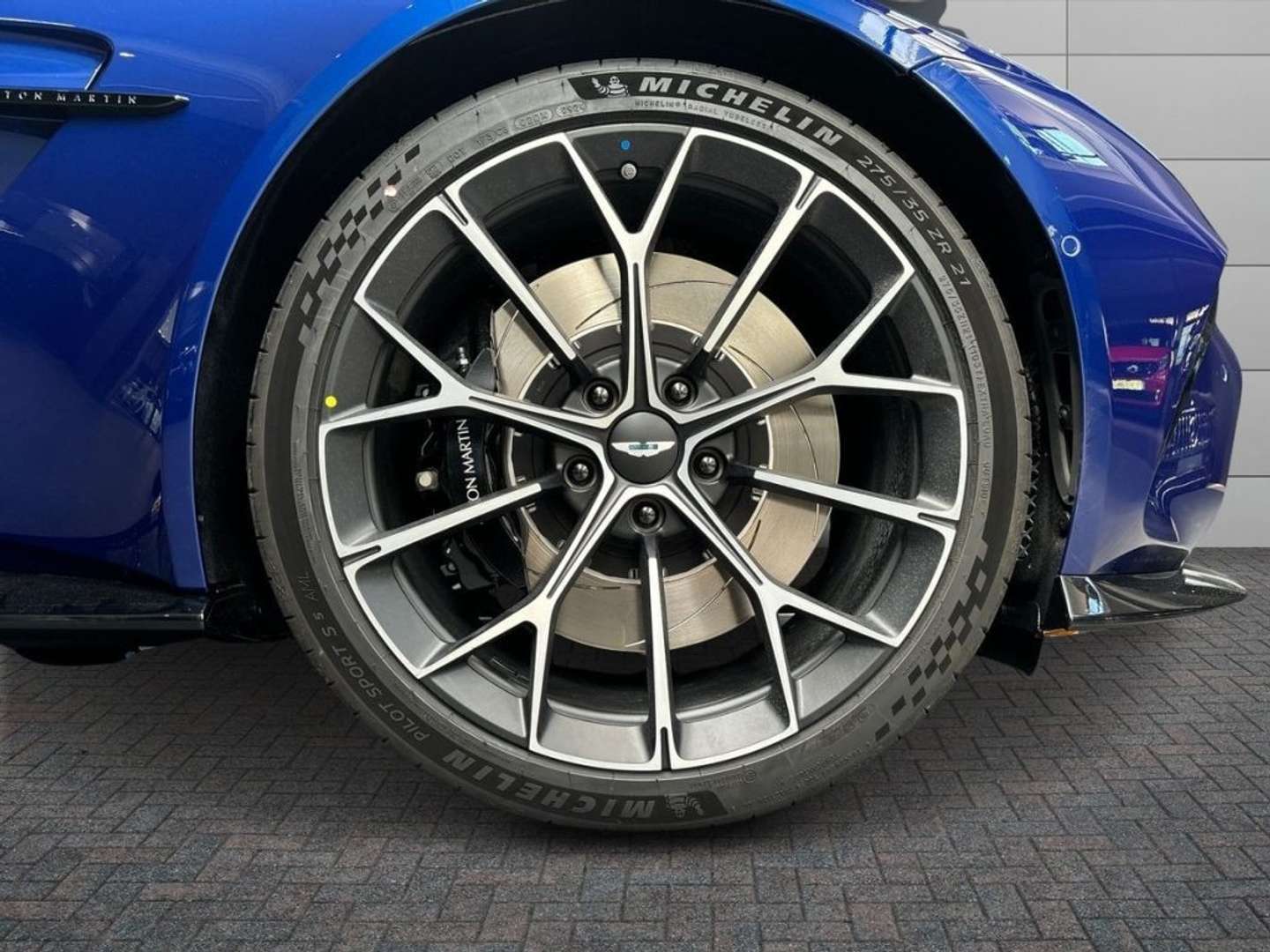 Aston Martin Vantage Coupe 4.0 V8 - 2025 - Joinsteer - #8