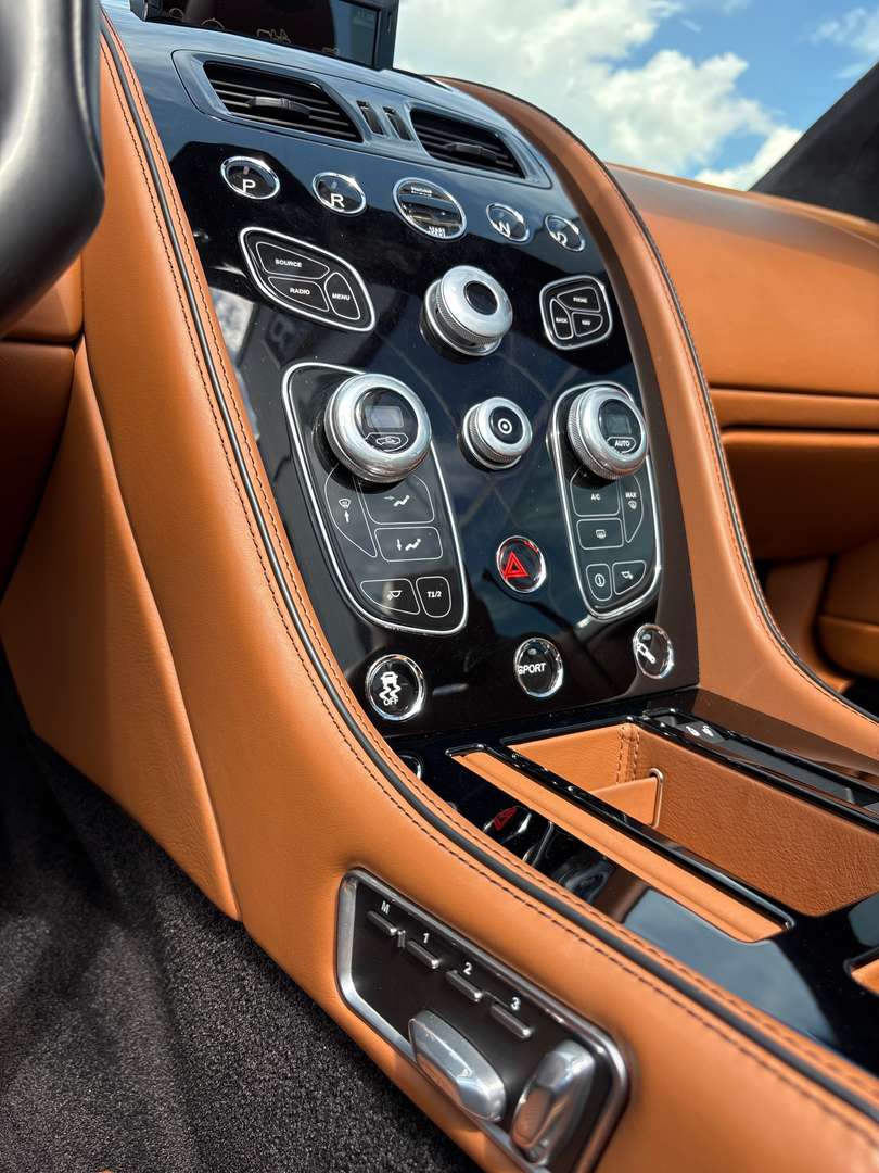 Aston Martin DB9 Volante V12 - 2016 - Joinsteer - #42