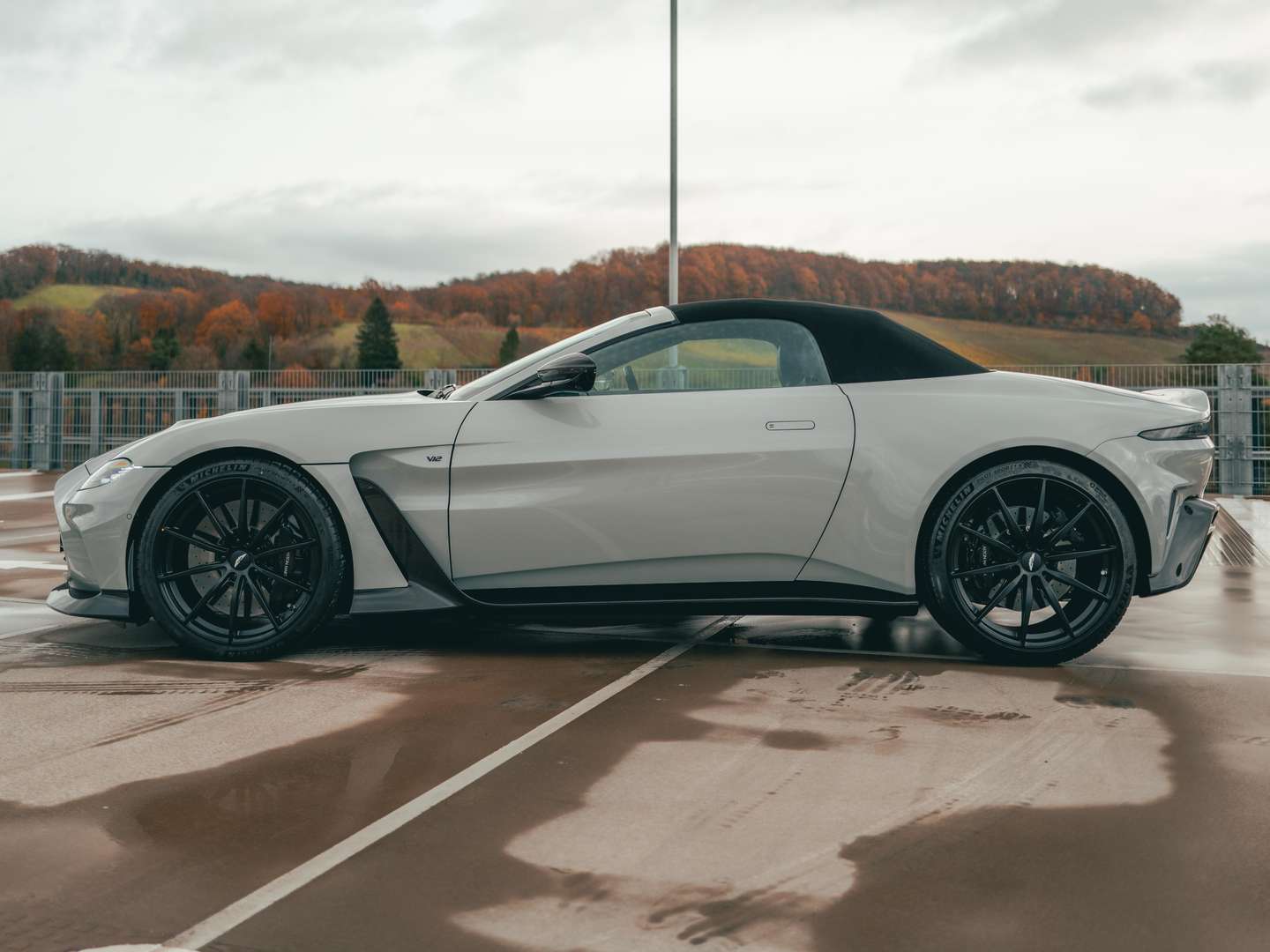 Aston Martin Vantage Roadster V12 - 2024 - Joinsteer - #4