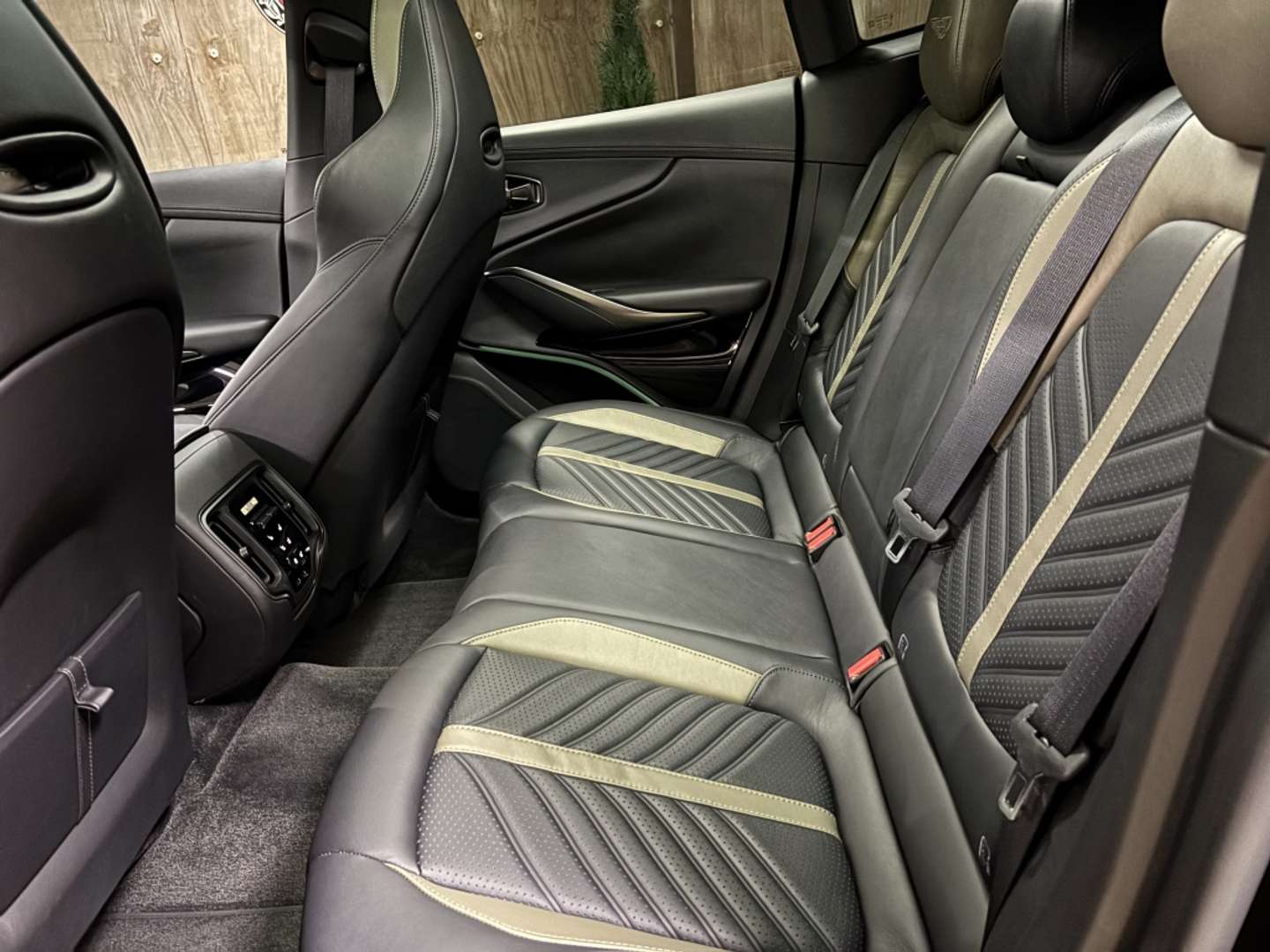 Aston Martin DBX 707 - 2024 - Joinsteer - #13