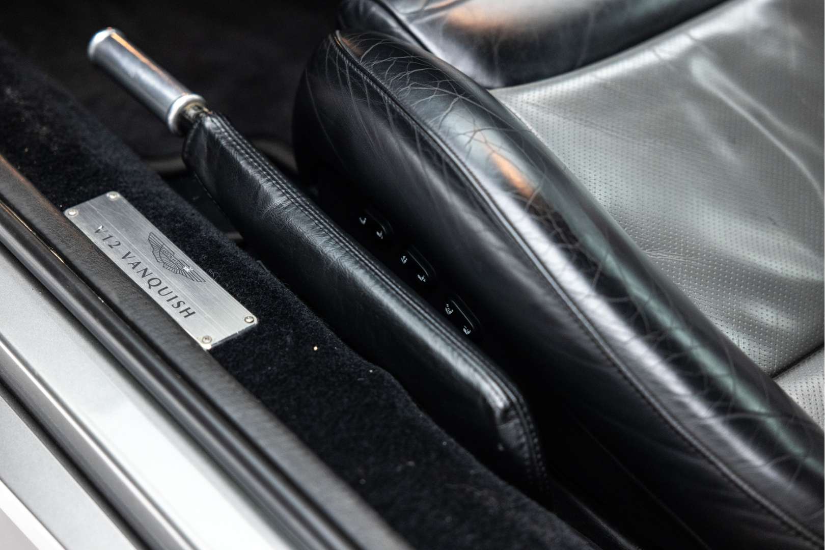 Aston Martin Vanquish V12 5.9 - 2002 - Joinsteer - #13