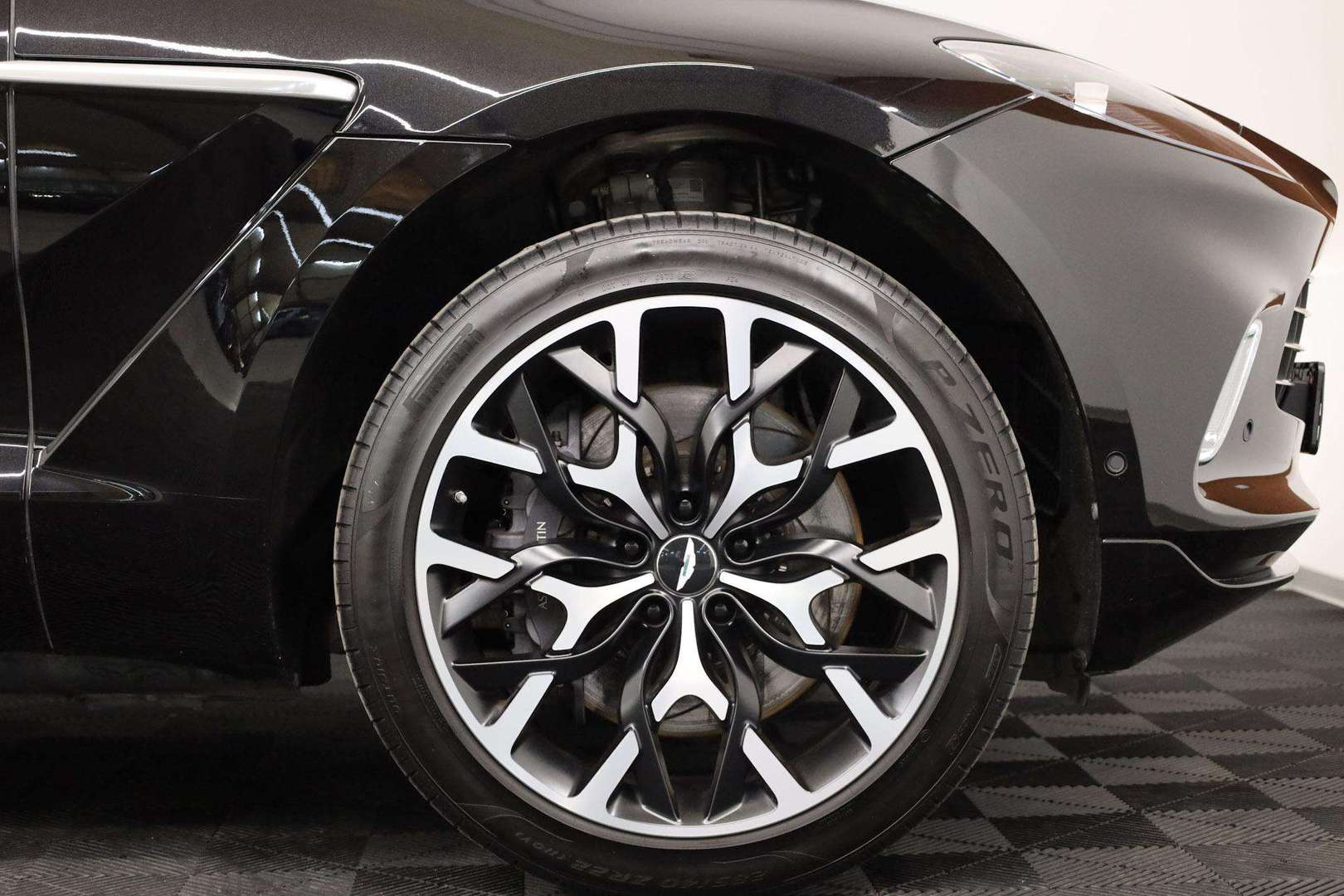 Aston Martin DBX 4.0 V8 550 - 2021 - Joinsteer - #6