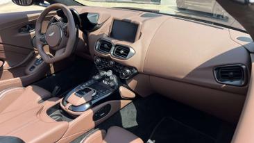 Aston Martin Vantage Roadster 5.2 V12 Auto — photo 10