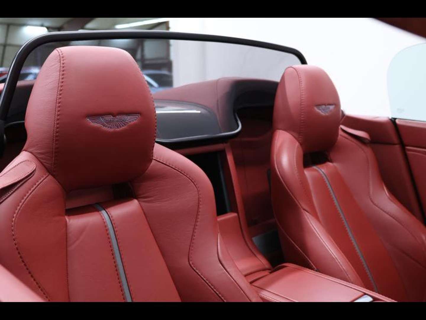 Aston Martin Vantage Roadster V12S Sportshift - 2015 - Joinsteer - #10