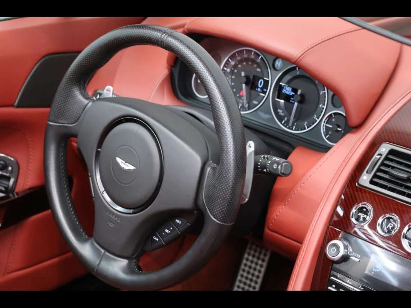 Aston Martin Vantage Roadster V12S Sportshift - 2015 - Joinsteer - #11