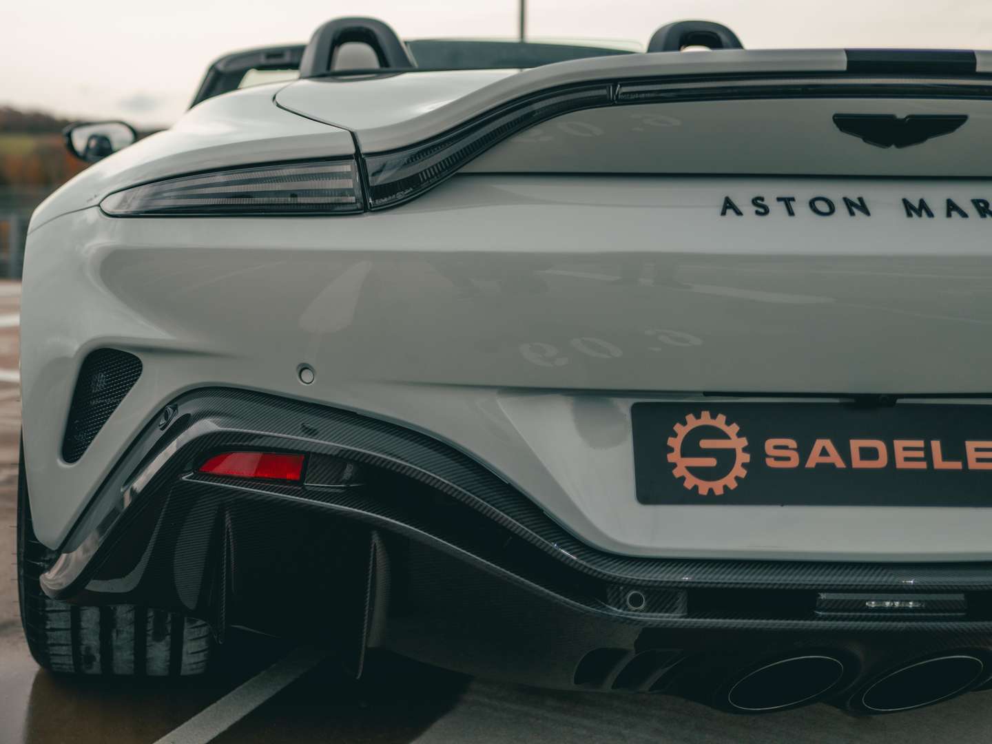 Aston Martin Vantage Roadster V12 - 2024 - Joinsteer - #10