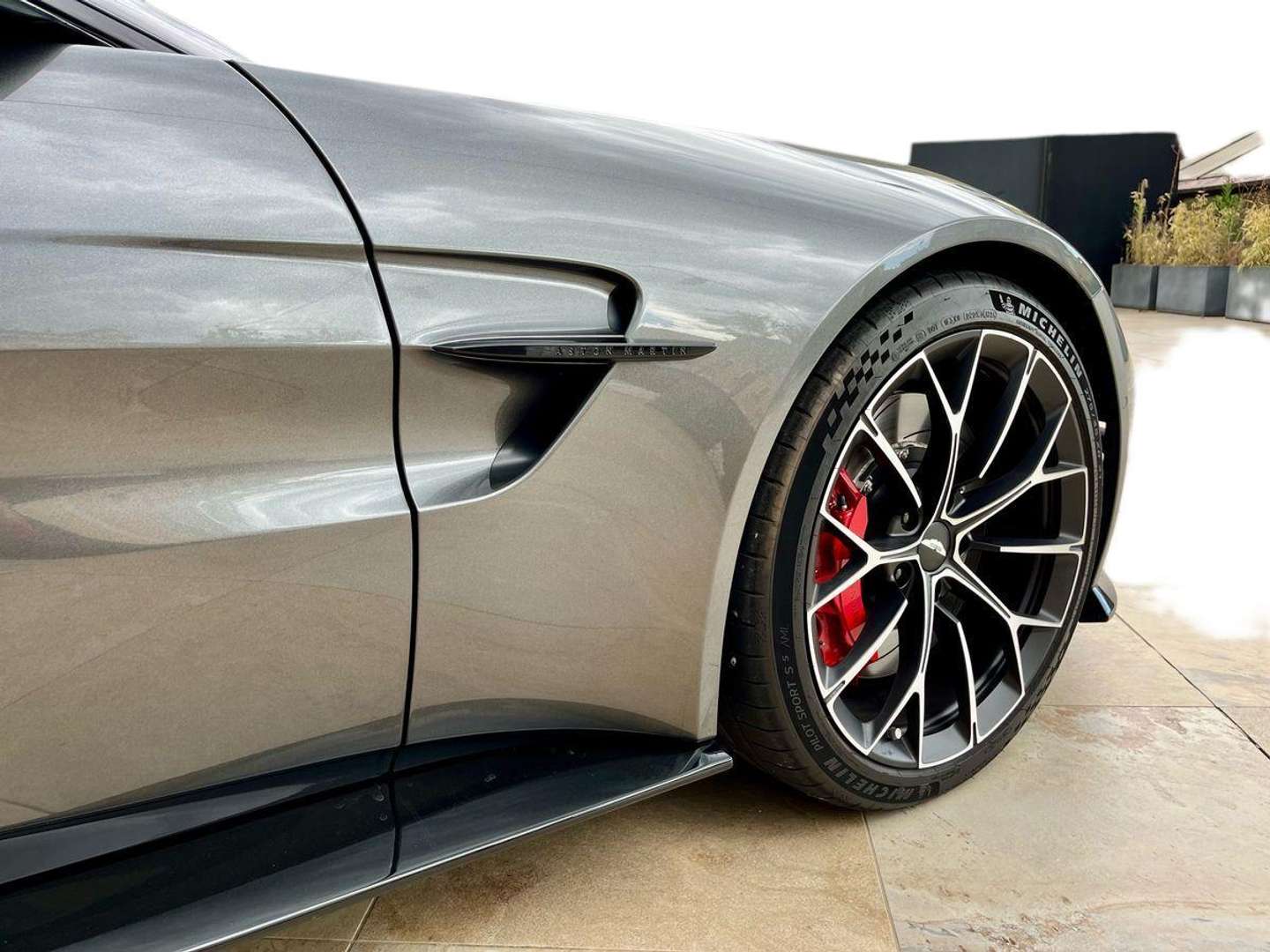 Aston Martin Vantage Coupe 4.0 V8 - 2024 - Joinsteer - #9