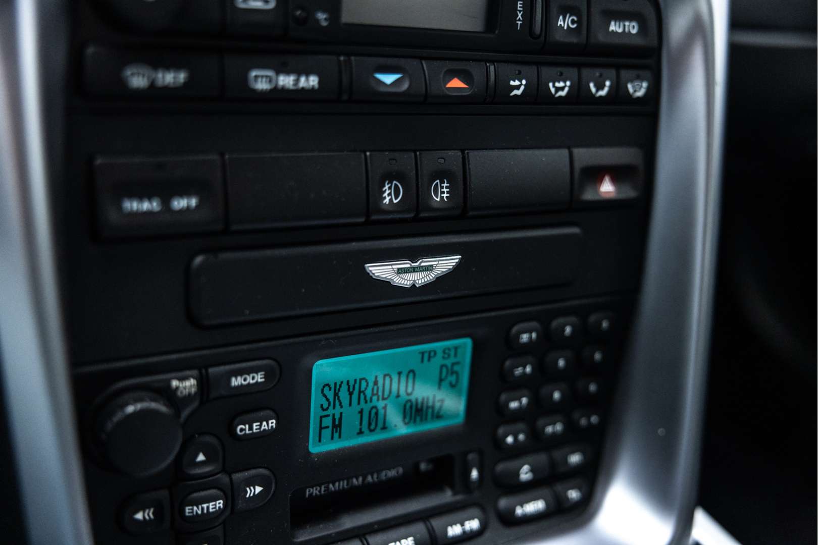 Aston Martin Vanquish V12 5.9 - 2002 - Joinsteer - #39