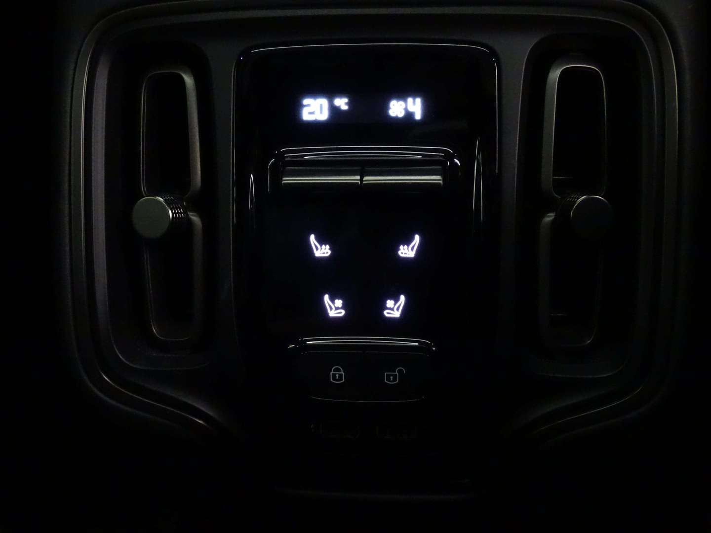 Aston Martin DBX 4.0 V8 550 - 2021 - Joinsteer - #15