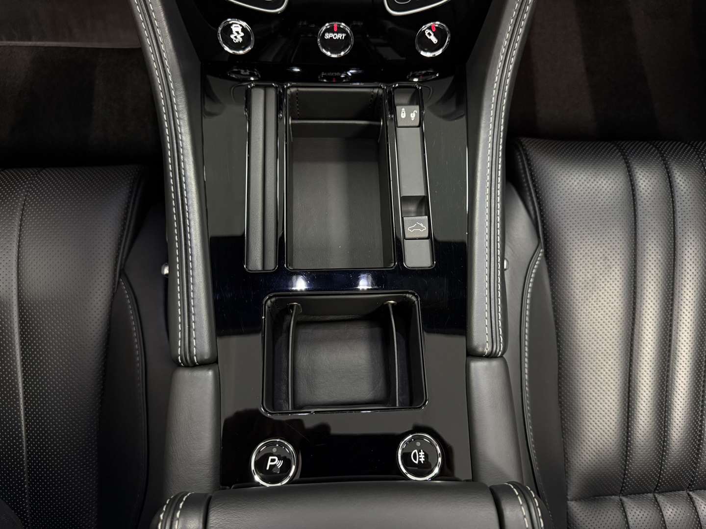 Aston Martin DB9 Volante GT - 2016 - Joinsteer - #24