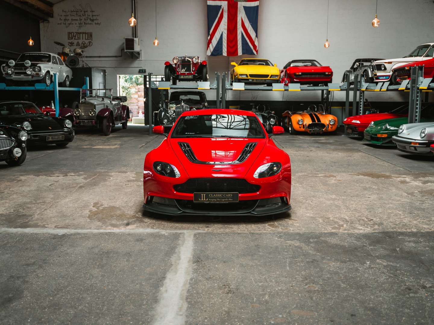 Aston Martin Vantage V12 GT12 - 2018 - Joinsteer - #4