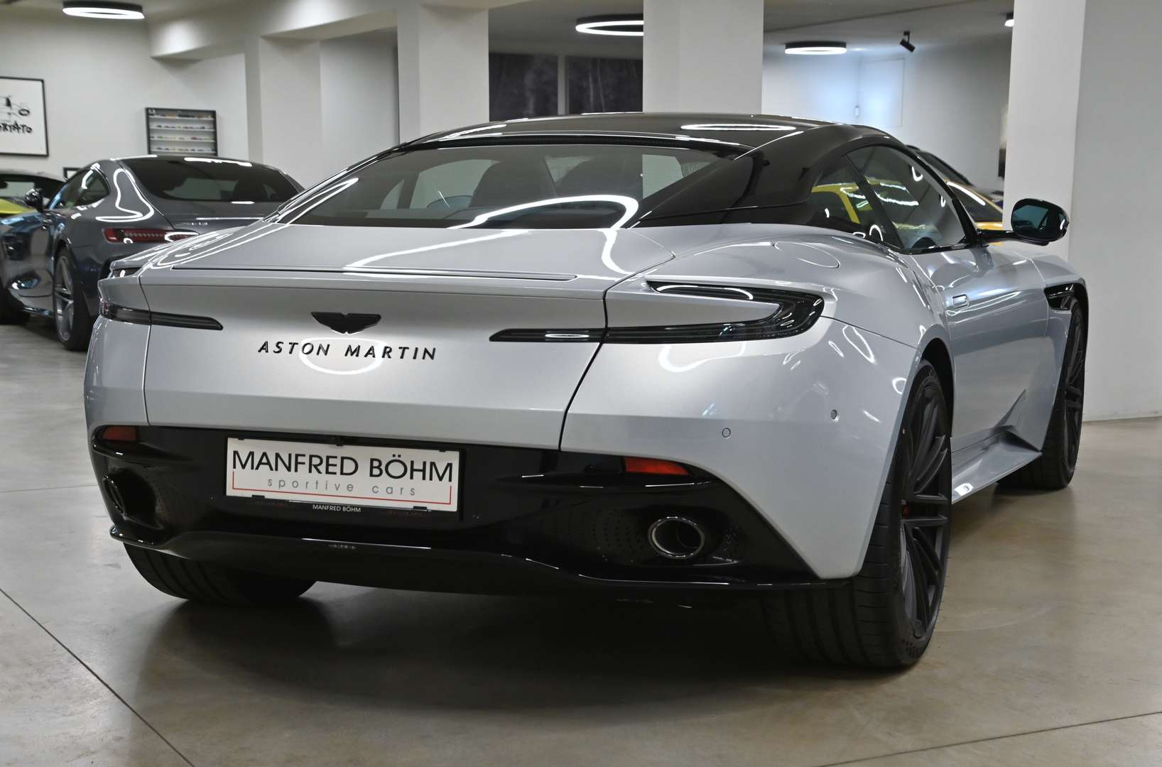 Aston Martin DB12 Coupé - 2025 - Joinsteer - #14