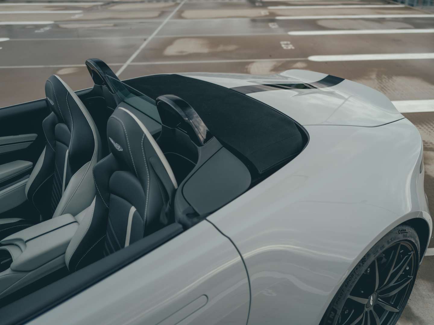 Aston Martin Vantage Roadster V12 - 2024 - Joinsteer - #16