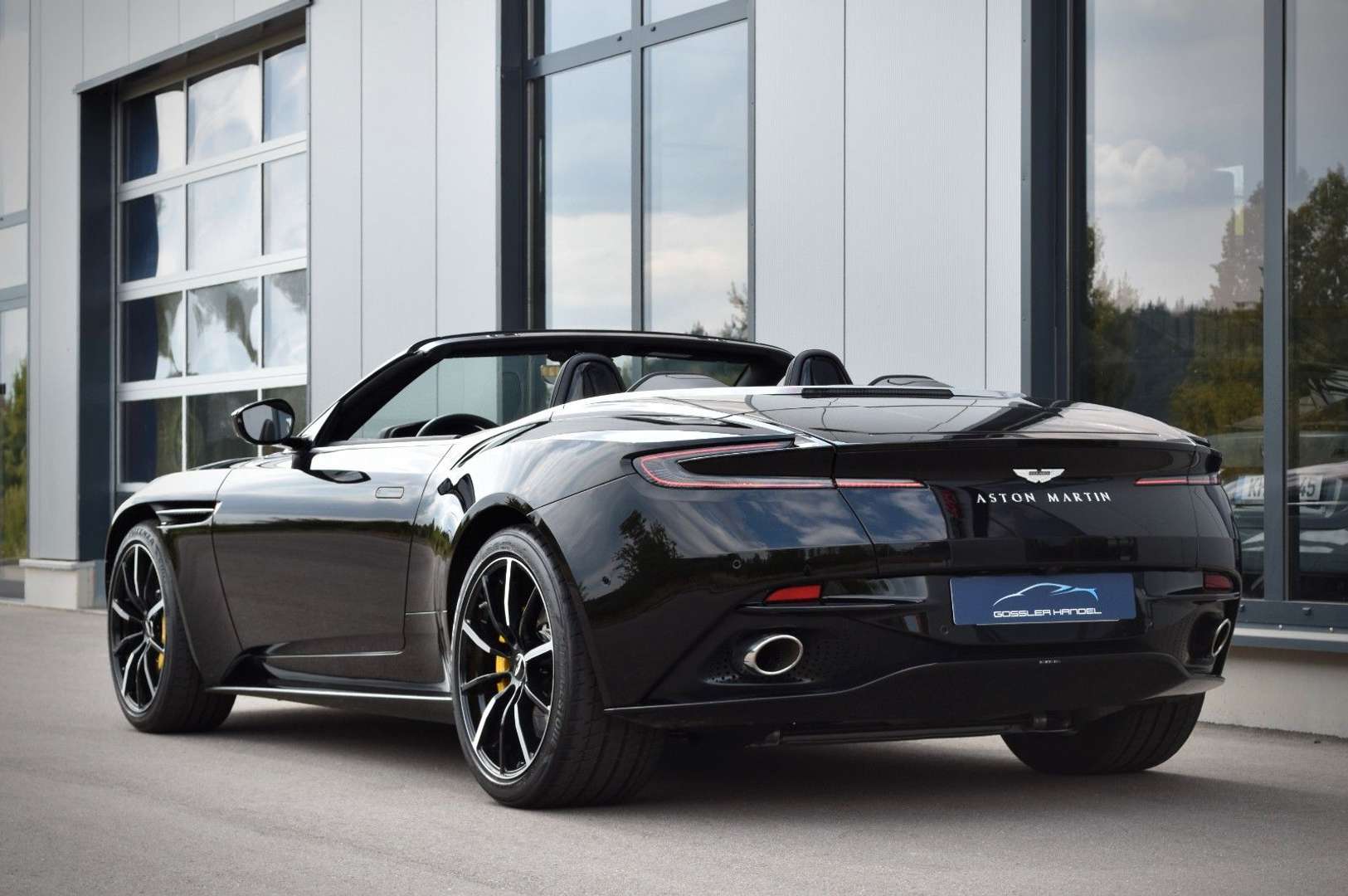 Aston Martin DB11 Volante 4.0 V8 - 2022 - Joinsteer - #4